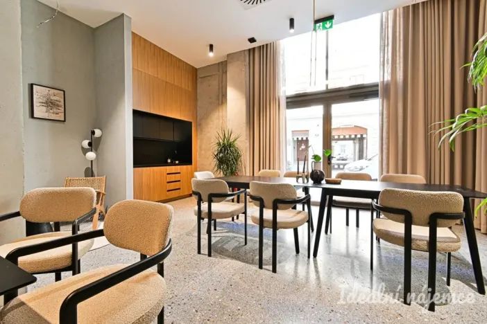Pronájem bytu 1+kk, Brno, Bratislavská, 25 m2
