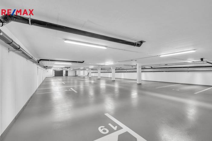 Pronájem bytu 2+kk, Hradec Králové - Pražské Předměstí, Gočárova třída, 48 m2