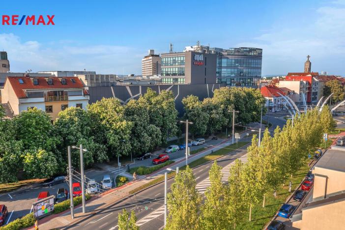 Pronájem bytu 2+kk, Hradec Králové - Pražské Předměstí, Gočárova třída, 48 m2