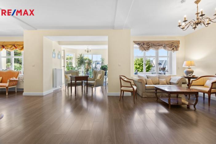 Prodej rodinného domu, Karlovy Vary, Tyršova, 321 m2