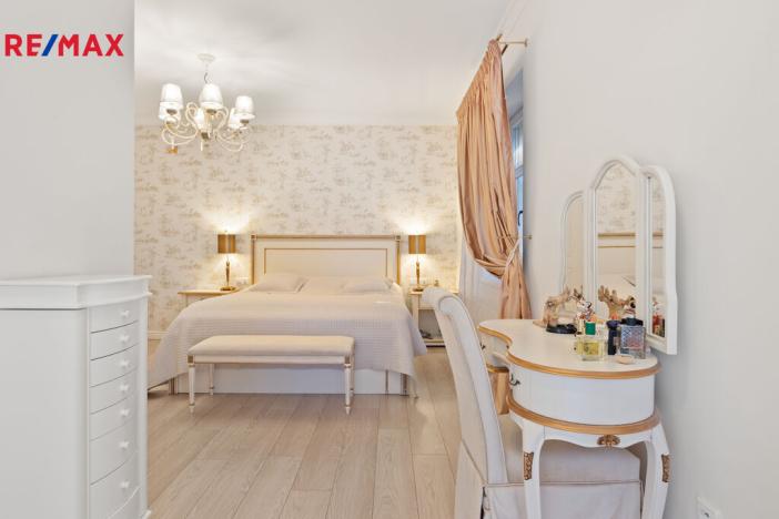 Prodej rodinného domu, Karlovy Vary, Tyršova, 321 m2