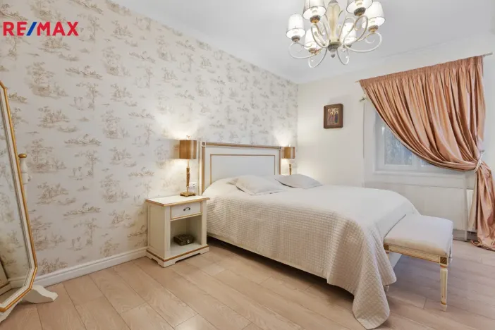 Prodej rodinného domu, Karlovy Vary, Tyršova, 321 m2