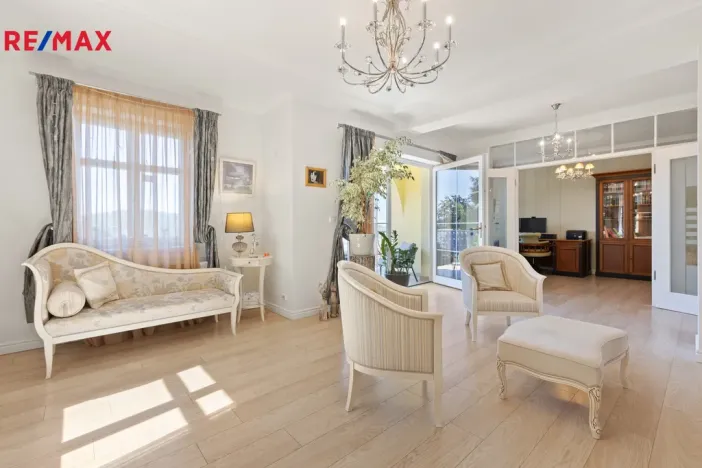 Prodej rodinného domu, Karlovy Vary, Tyršova, 321 m2