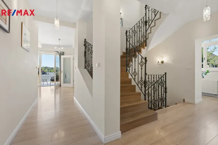 Prodej rodinného domu, Karlovy Vary, Tyršova, 321 m2