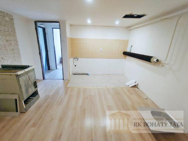 Prodej pozemku pro bydlení, Praha - Vinoř, Dražkovská, 850 m2