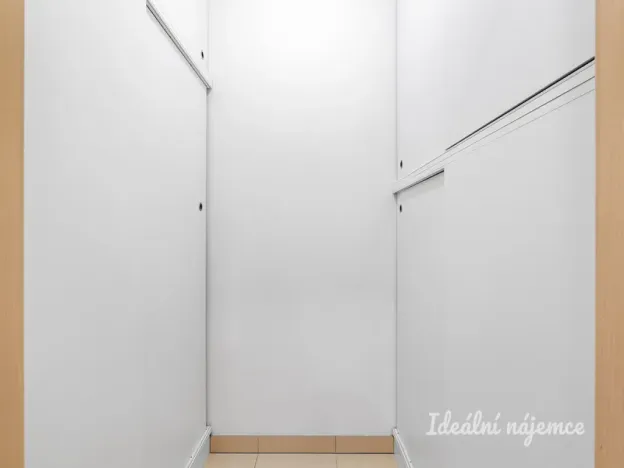 Pronájem bytu 2+kk, Praha - Háje, Stříbrského, 59 m2