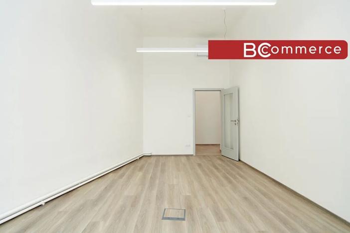 Pronájem kanceláře, Brno, Jánská, 167 m2