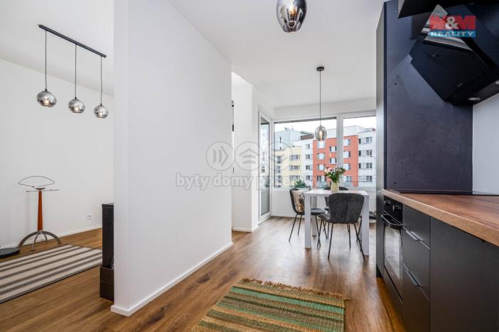 Prodej bytu 1+kk, Praha, Holečkova, 42 m2