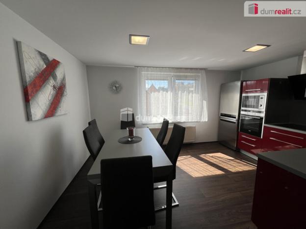 Prodej rodinného domu, Branky, 848 m2