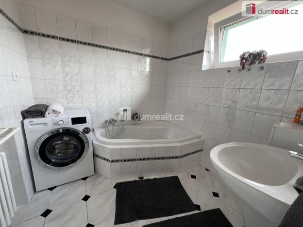 Prodej rodinného domu, Branky, 848 m2