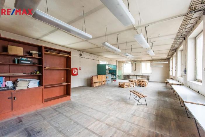 Prodej skladu, Brno - Maloměřice, Karlova, 1000 m2