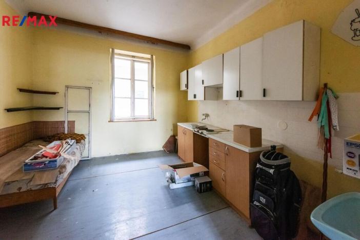 Prodej skladu, Brno - Maloměřice, Karlova, 1000 m2