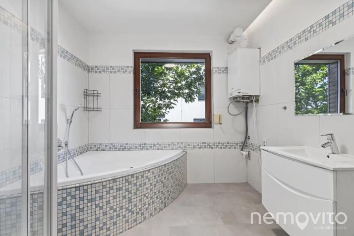 Prodej bytu 3+kk, Praha - Ďáblice, Ďáblická, 77 m2