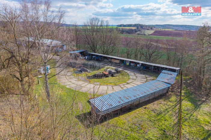 Prodej obchodního prostoru, Lišany, 832 m2