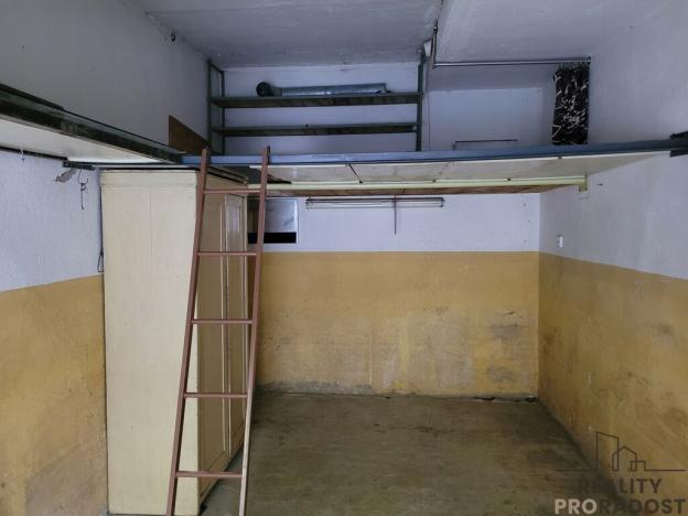 Prodej garáže, Přerov, U Bečvy, 18 m2