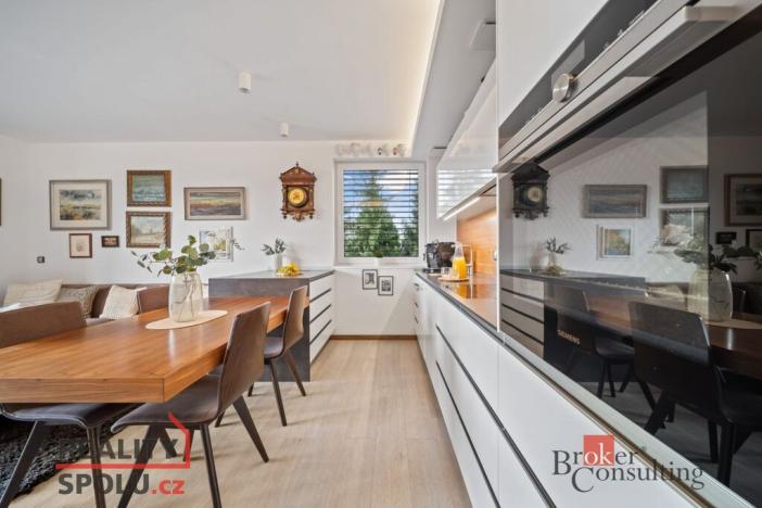 Prodej bytu 4+kk, Svitavy - Lány, Hybešova, 103 m2