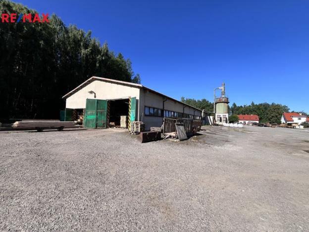 Pronájem výrobních prostor, Olešná, 1100 m2