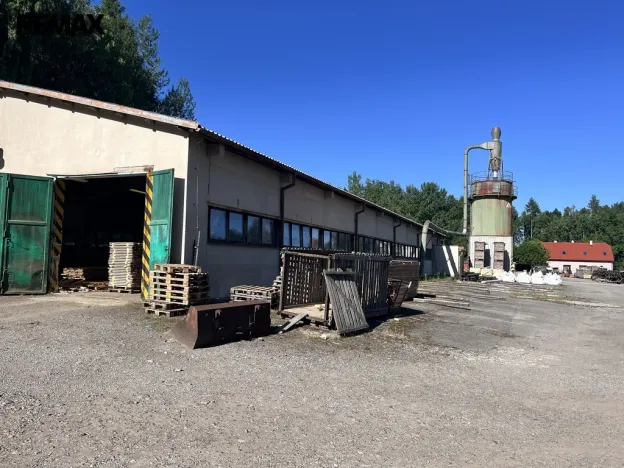 Pronájem výrobních prostor, Olešná, 1100 m2