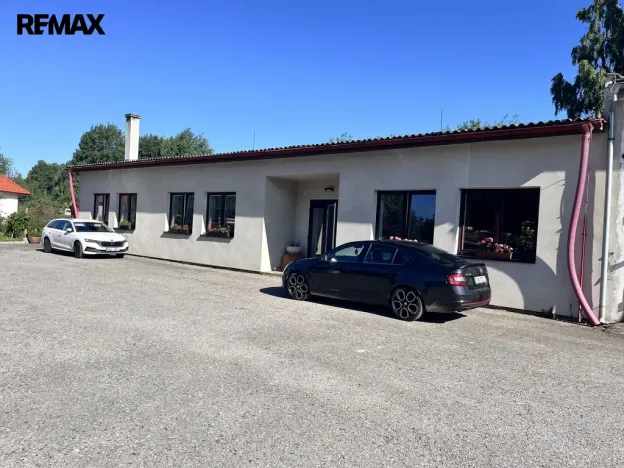 Pronájem výrobních prostor, Olešná, 1100 m2