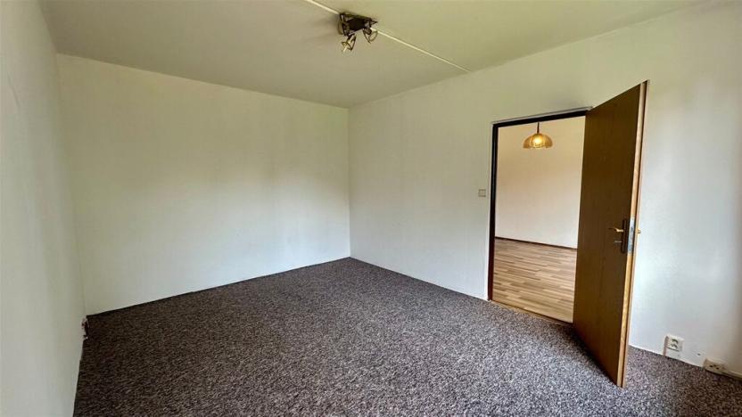 Pronájem bytu 1+1, Cheb, Přátelství, 37 m2