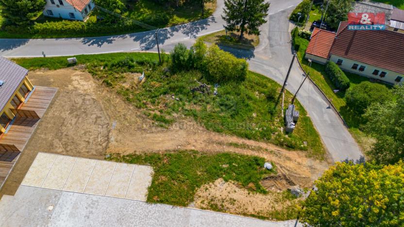 Prodej pozemku pro bydlení, Černá v Pošumaví - Bližná, 800 m2