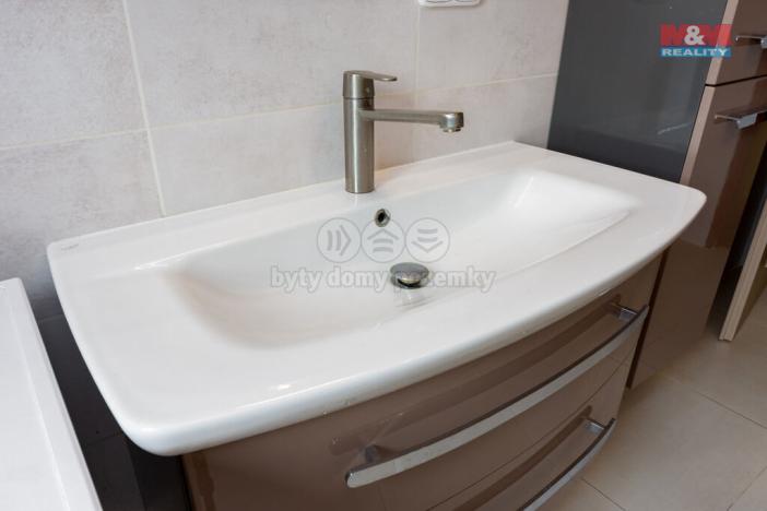 Prodej obchodního prostoru, Vítkov, Opavská, 460 m2