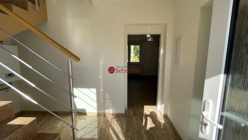 Pronájem bytu 3+kk, Chyjice, 74 m2