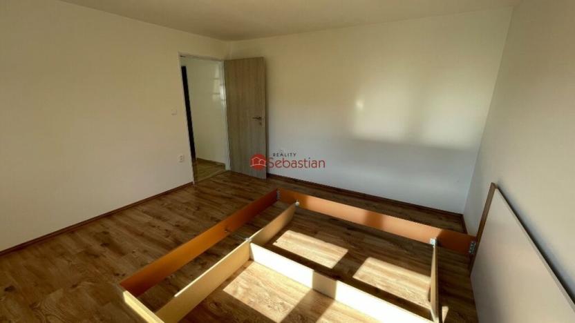 Pronájem bytu 3+kk, Chyjice, 74 m2