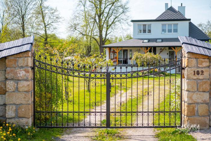 Prodej rodinného domu, Dlouhá Lhota, 235 m2