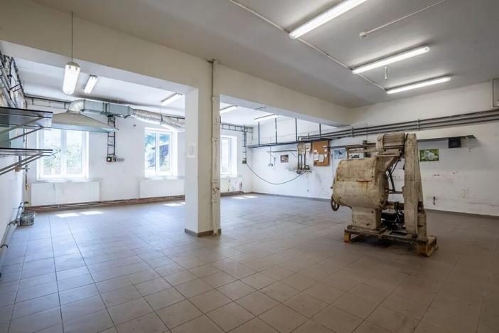 Prodej výrobních prostor, Liptál, 1097 m2