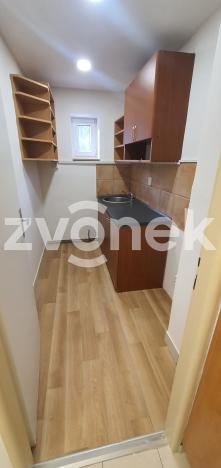 Pronájem kanceláře, Zlín, 90 m2