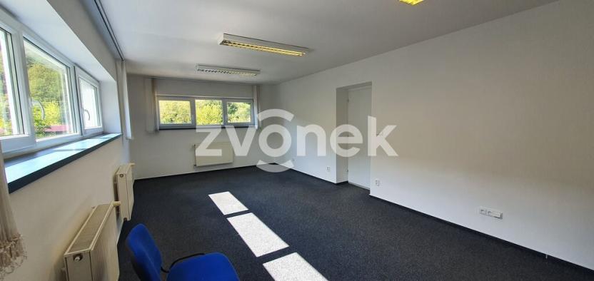 Pronájem kanceláře, Zlín, 90 m2