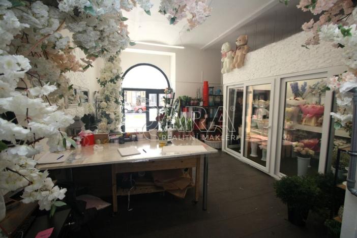 Pronájem obchodního prostoru, Praha, Kodaňská, 70 m2