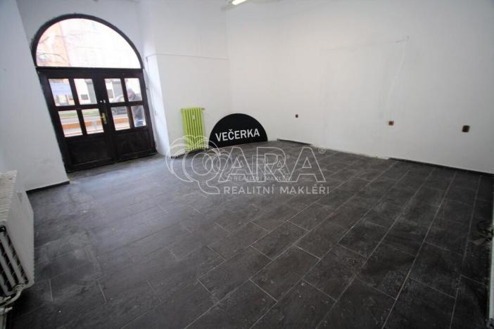 Pronájem obchodního prostoru, Praha, Kodaňská, 70 m2