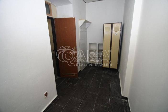 Pronájem obchodního prostoru, Praha, Kodaňská, 70 m2