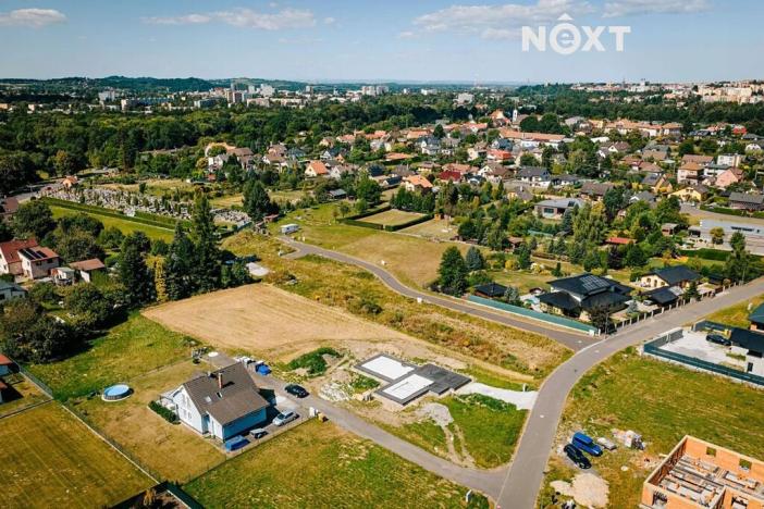 Prodej pozemku pro bydlení, Staré Město, 1701 m2