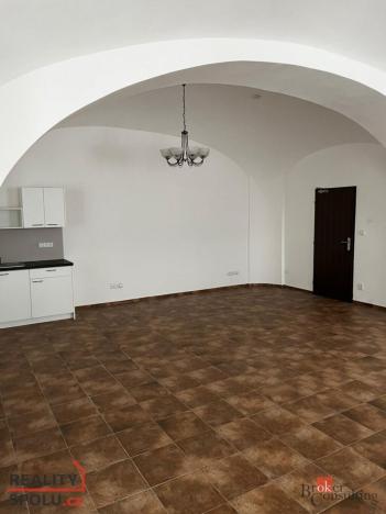 Pronájem kanceláře, Horní Benešov, Mírové náměstí, 44 m2