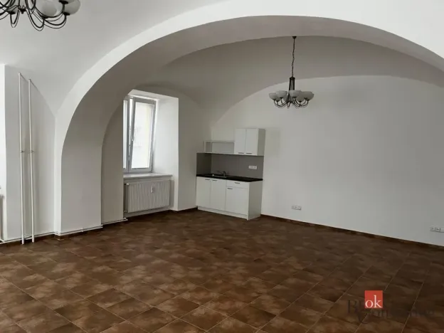 Pronájem kanceláře, Horní Benešov, Mírové náměstí, 44 m2