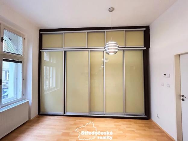 Prodej bytu 1+kk, Praha - Vršovice, Krymská, 33 m2