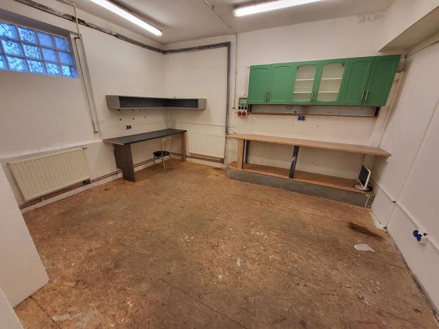 Prodej výrobních prostor, Ostrava - Kunčice, Štěpaňákova, 728 m2