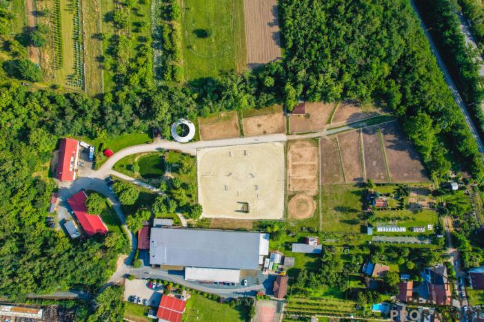 Prodej komerční nemovitosti, Brno - Holásky, Písníky, 2728 m2