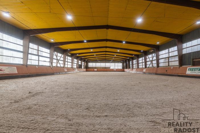 Prodej komerční nemovitosti, Brno - Holásky, Písníky, 2728 m2