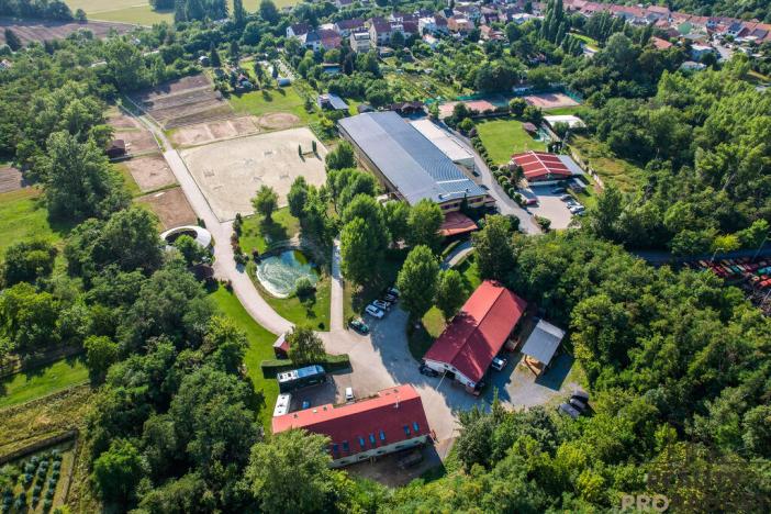 Prodej komerční nemovitosti, Brno - Holásky, Písníky, 2728 m2