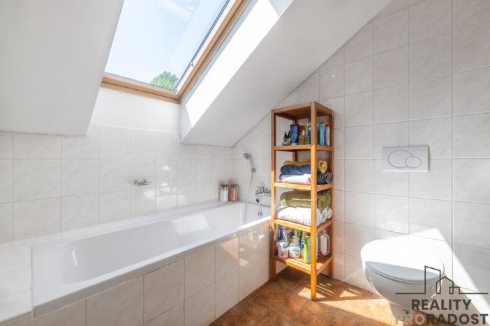 Prodej komerční nemovitosti, Brno - Holásky, Písníky, 2728 m2