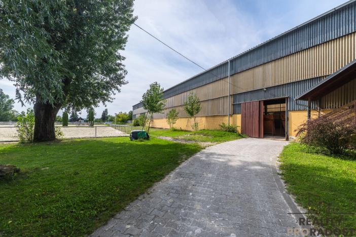 Prodej komerční nemovitosti, Brno - Holásky, Písníky, 2728 m2