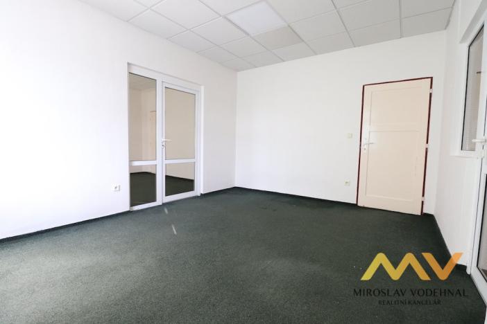 Pronájem kanceláře, Hradec Králové - Slezské Předměstí, Bieblova, 35 m2