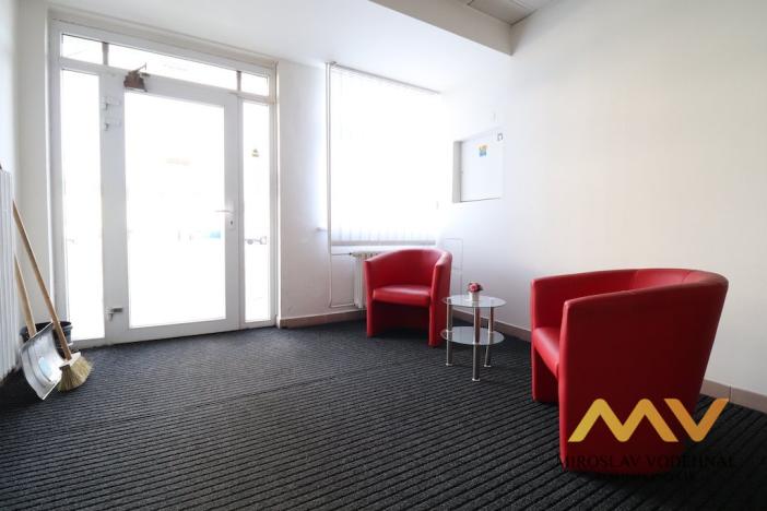 Pronájem kanceláře, Hradec Králové - Slezské Předměstí, Bieblova, 35 m2