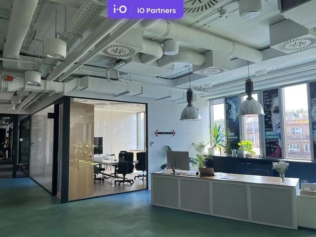 Pronájem kanceláře, Praha - Karlín, Rohanské nábřeží, 289 m2