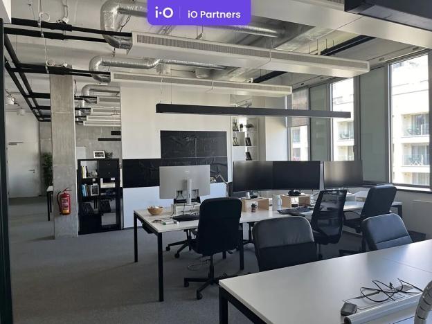 Pronájem kanceláře, Praha - Karlín, Rohanské nábřeží, 289 m2