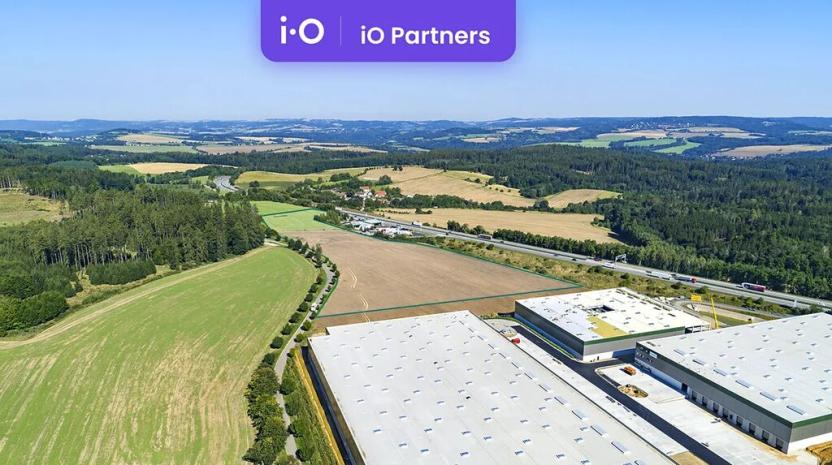 Pronájem skladu, Ostředek, 5643 m2